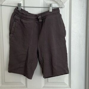 Mini Boden Garment Dyed Shorts Gray